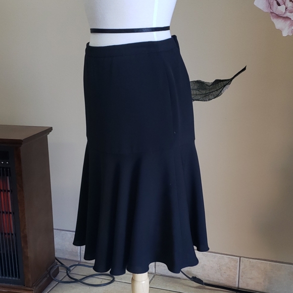 Armani Skirt - Picture 2 of 8